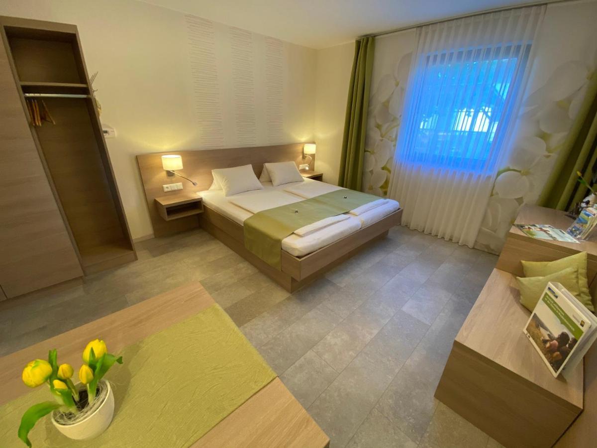 Privatzimmer Und Ferienwohnungen Leeb 佩尔森贝格 外观 照片