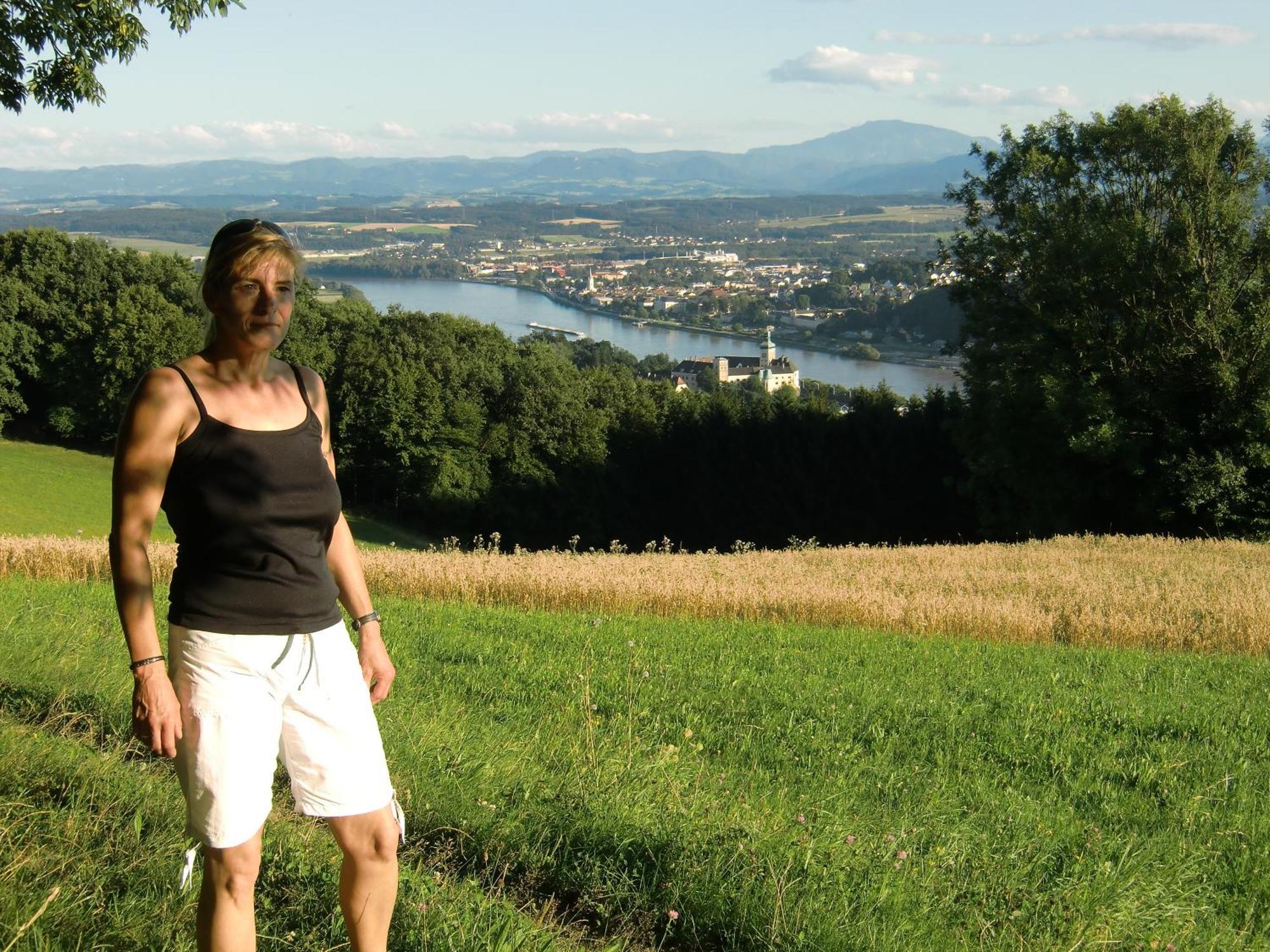 Privatzimmer Und Ferienwohnungen Leeb 佩尔森贝格 外观 照片